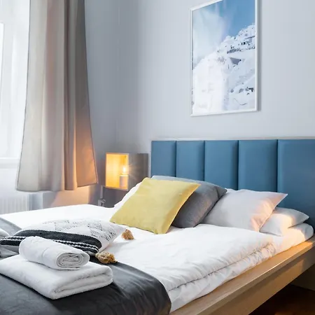 Friendhouse Apartments Avenue Krakow Exterior photo