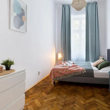 Friendhouse Apartments Avenue Krakow Exterior photo